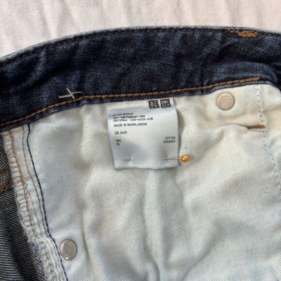 UNIQLO Size 24 Blue Jeans Good Condition Slim Fit Ankle Length - Picture 5 of 6
